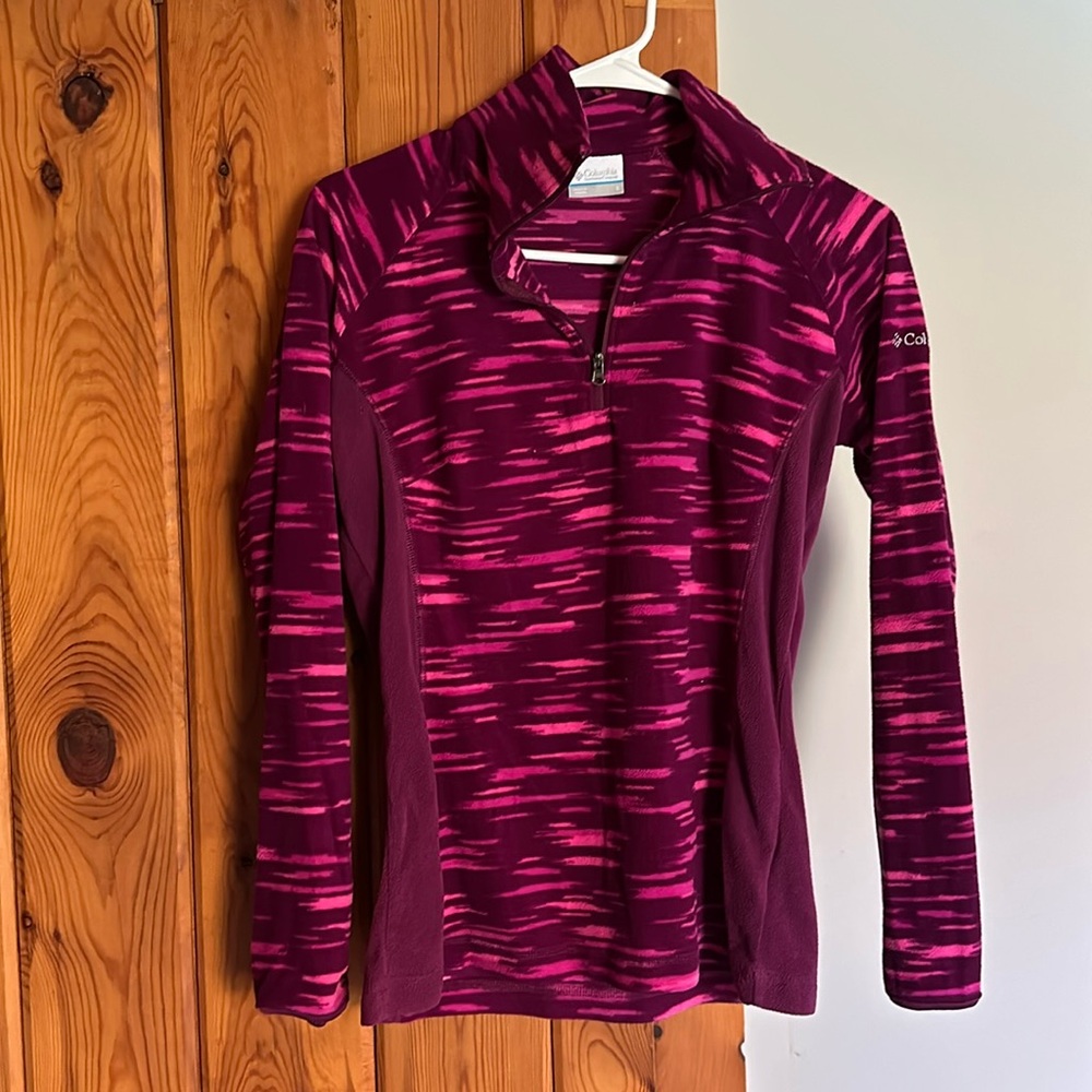 Women’s fleece sweatshirt